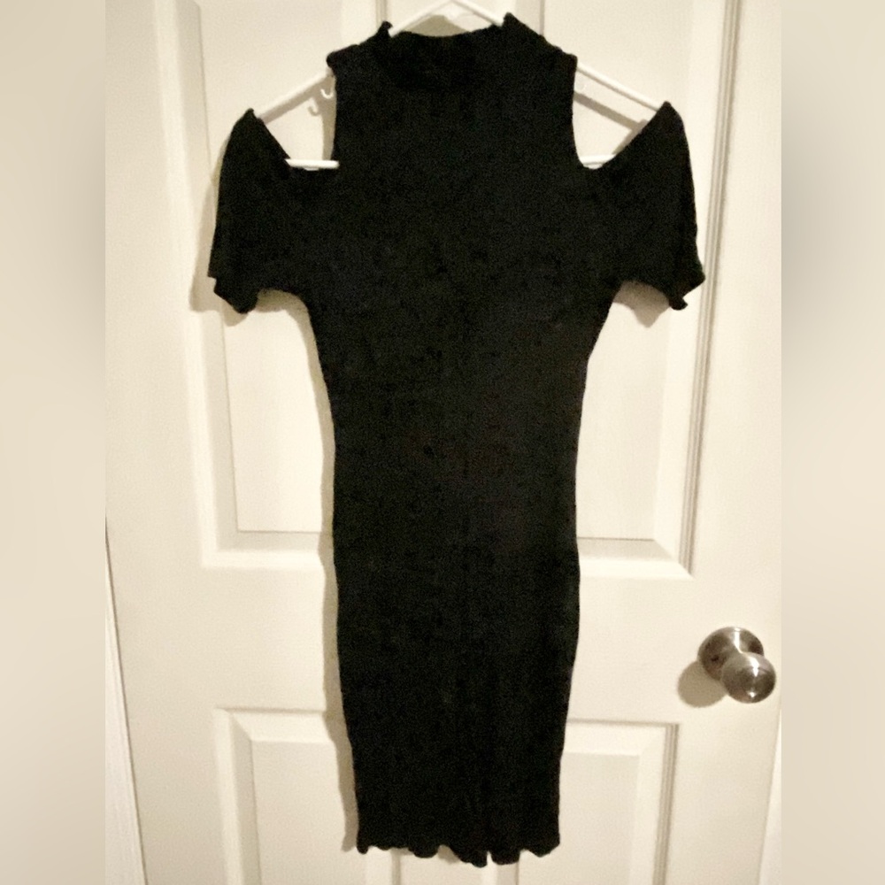 ❤️3/$25 Sale!❤️ Black mock neck, cold shoulders mini dress. Soft material